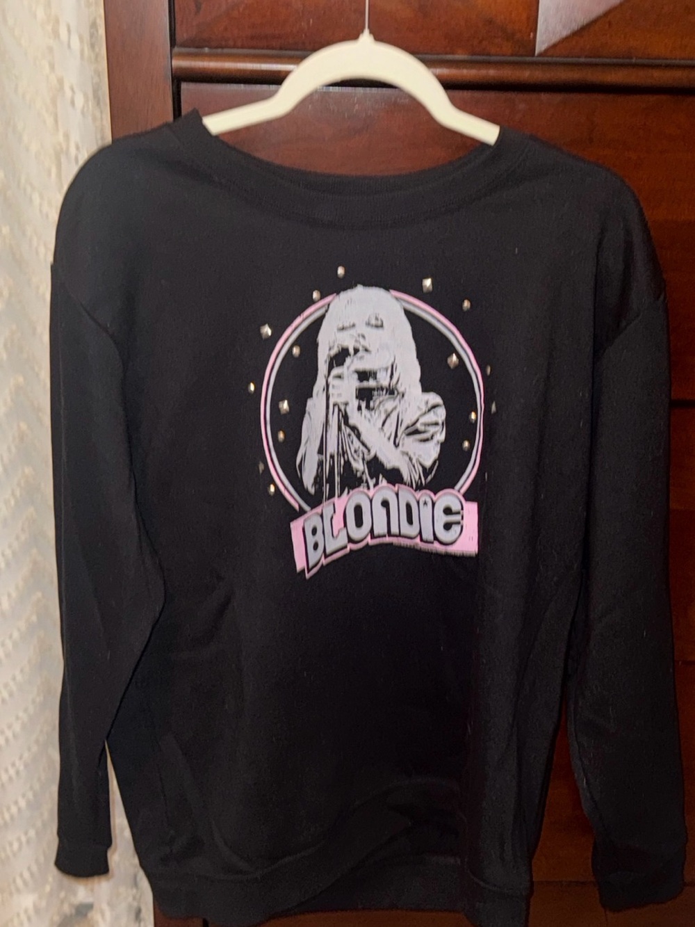 Graphic Crewneck Sweater - Black/Pink